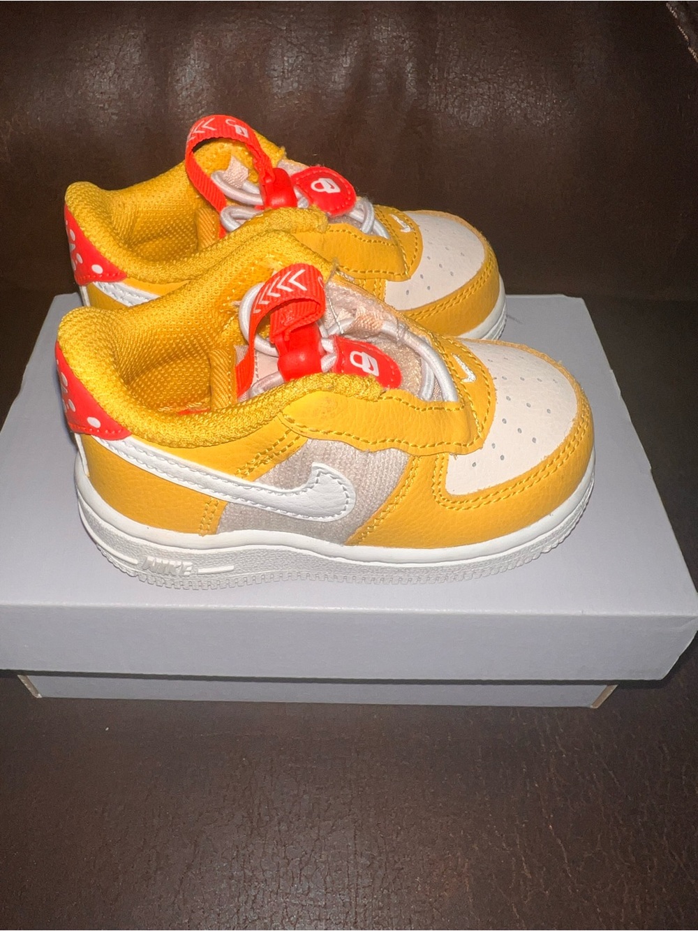 Nike 4C Force 1 Bundle. PREOWNED w. Box.
